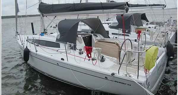 Dehler 34 (2023)