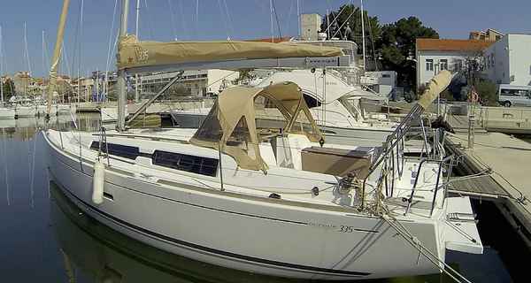 Dufour 335 Grand Large (2014)