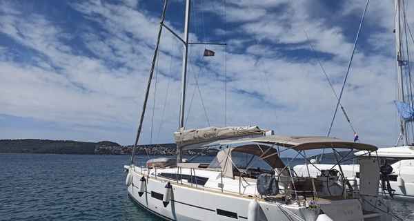 Dufour 520 Grand Large (2018)