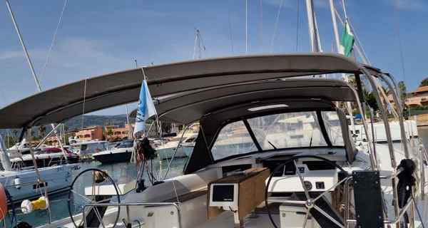 Dufour 530 (2021)