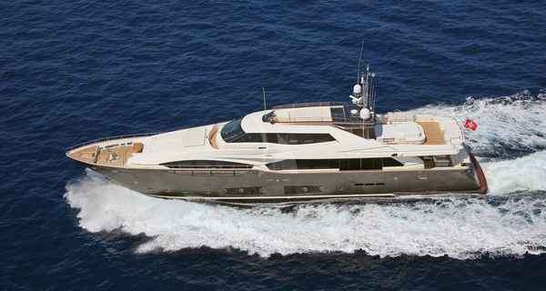 Ferretti 124 (2011)