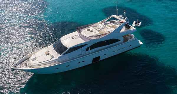 Ferretti 74 (2006)