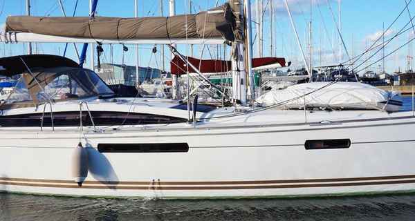 Jeanneau 53 (2011)