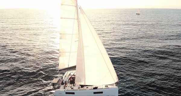 Lagoon 40 (2022)