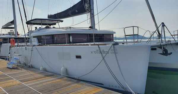 Lagoon 450 SporTop (2019)