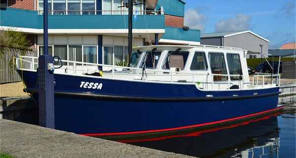 Monty Bank Trawler 950 (2002)