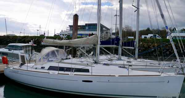 Oceanis 37 (2012)