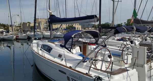 Oceanis 43 (2008)