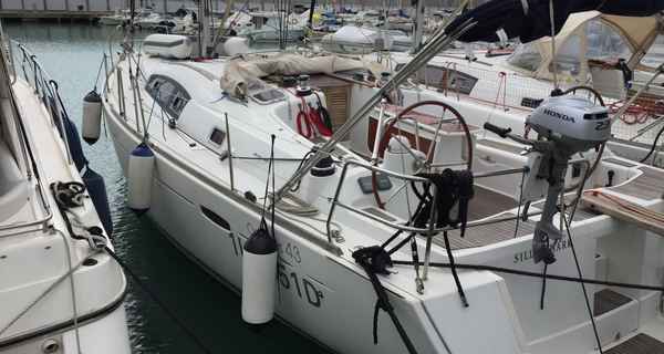 Oceanis 43 (2009)