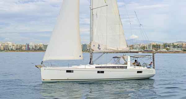 Oceanis 48 (2015)