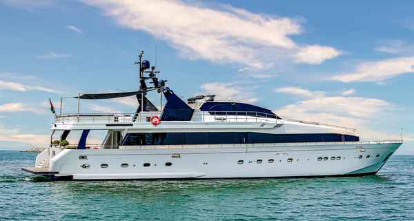 Azimut 135 (2016)