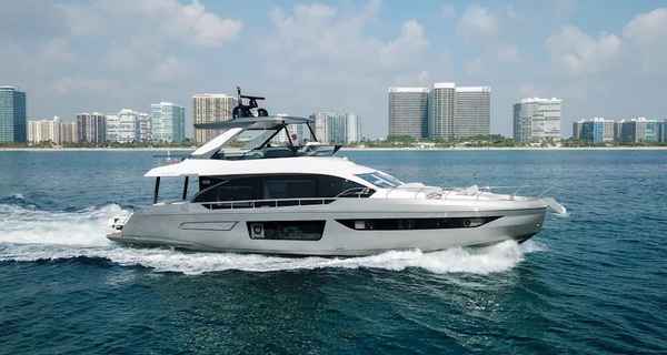 Azimut 68 Fly (2023)