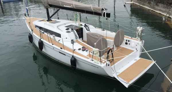 Dehler 38 (2015)