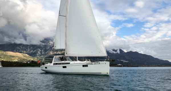 Oceanis 48 (2014)