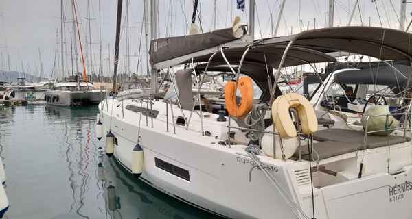 Dufour 530 (2022)