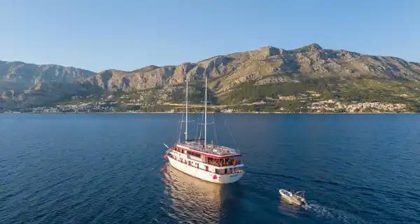 MS CARPE DIEM (2016)