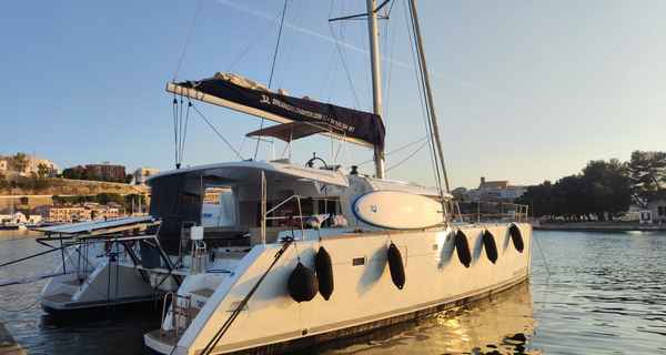 Lagoon 450 (2015)