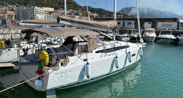 Sun Odyssey 380 (2025)