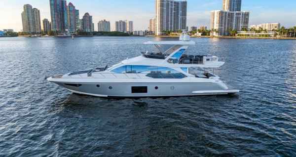 Azimut 70 (2018)