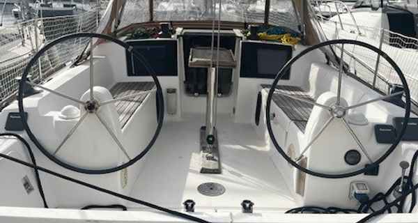 Dufour 350 Grand Large (2015)