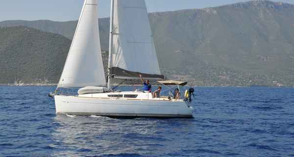 Sun Odyssey 33i (2012)