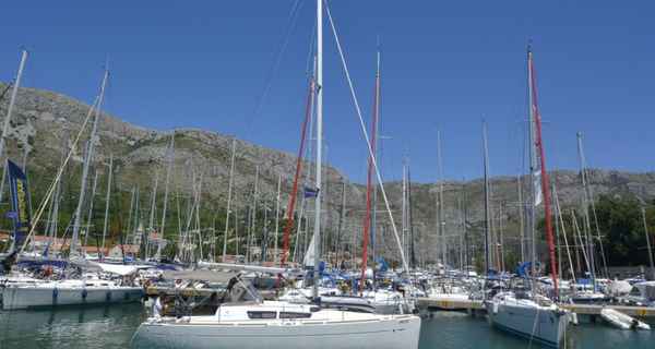 Sun Odyssey 33i (2014)