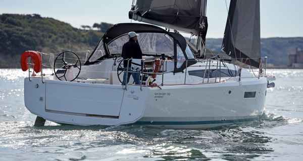 Sun Odyssey 380 (2024)