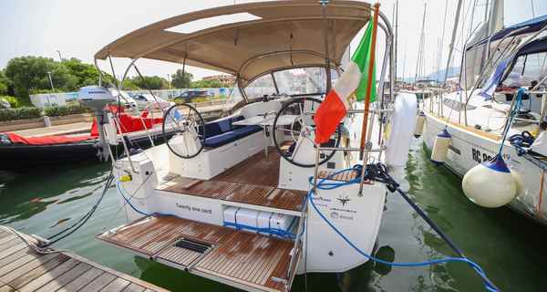 Sun Odyssey 380 (2023)