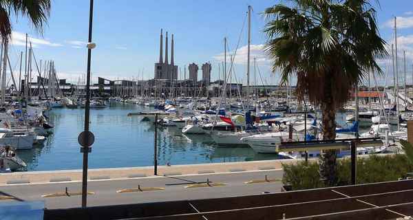 Alquiler Velero Badalona