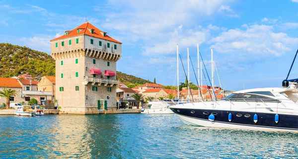 Alquiler Catamarán a Motor Marina Agana