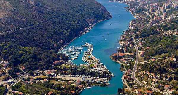 Katamaran mieten ACI Marina Dubrovnik, Dubrovnik