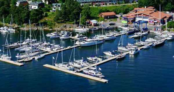 Czarter jachtów Moranviken Marina