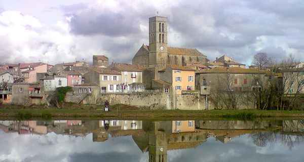 Location Bateaux à moteur Trèbes