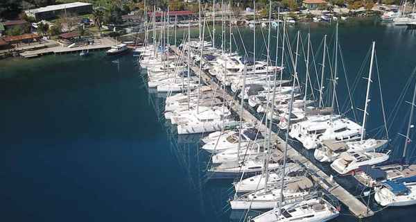 Kreuzfahrten Ella Yacht Club