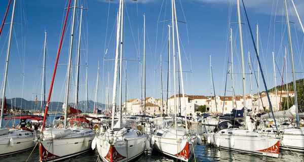 Alquiler Semirrígido Marina Kastela