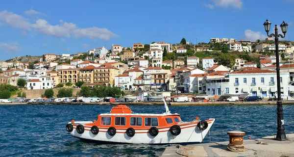 Noleggio Catamarano Navarino