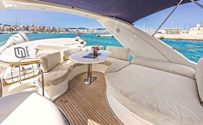 Photo Azimut 68 Evolution