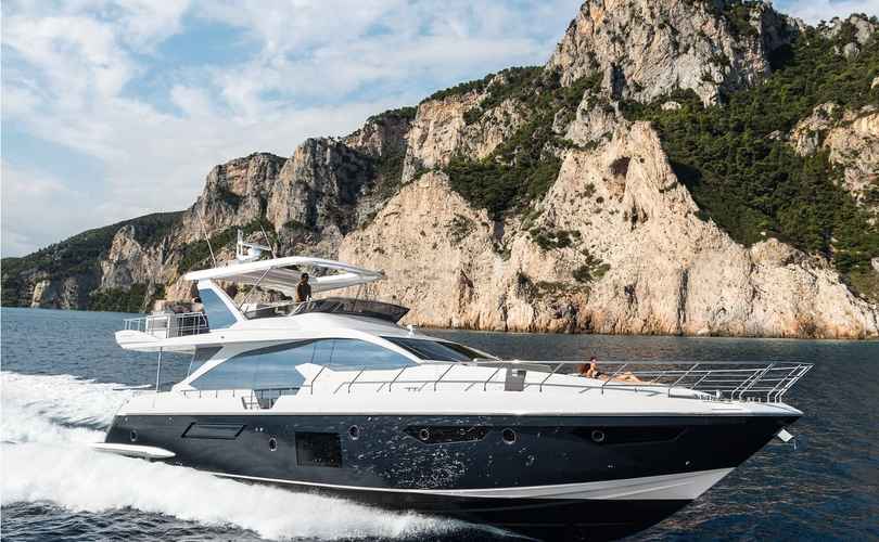 Azimut 74