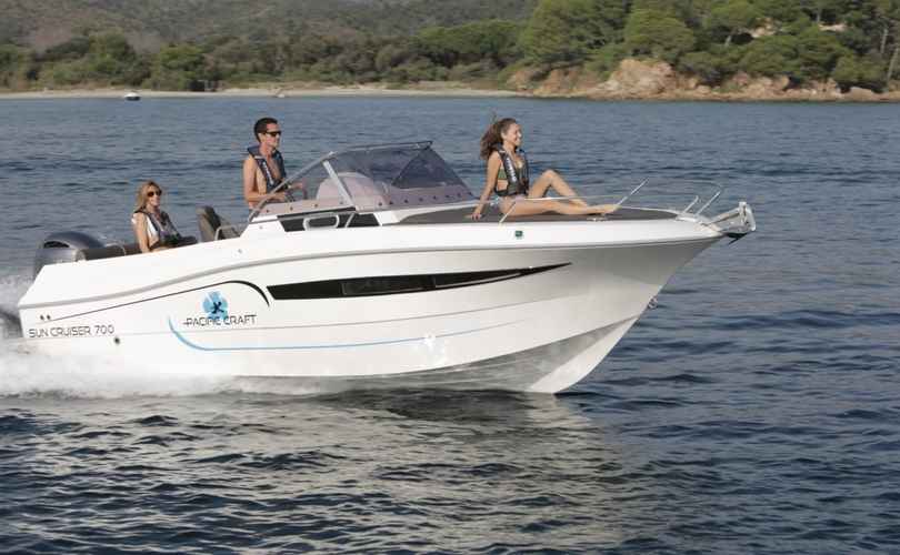 Pacific Craft 700 Sun Cruiser