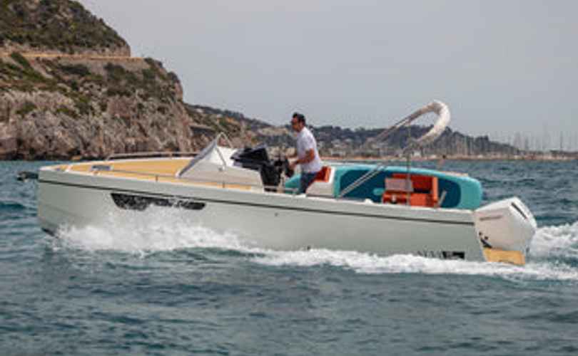 Photo Nuva M8 Cabin (2026)