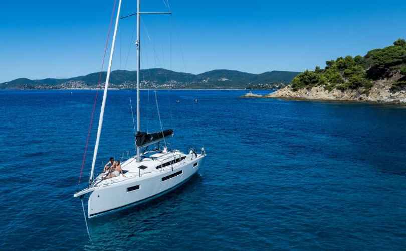 Sun Odyssey 415