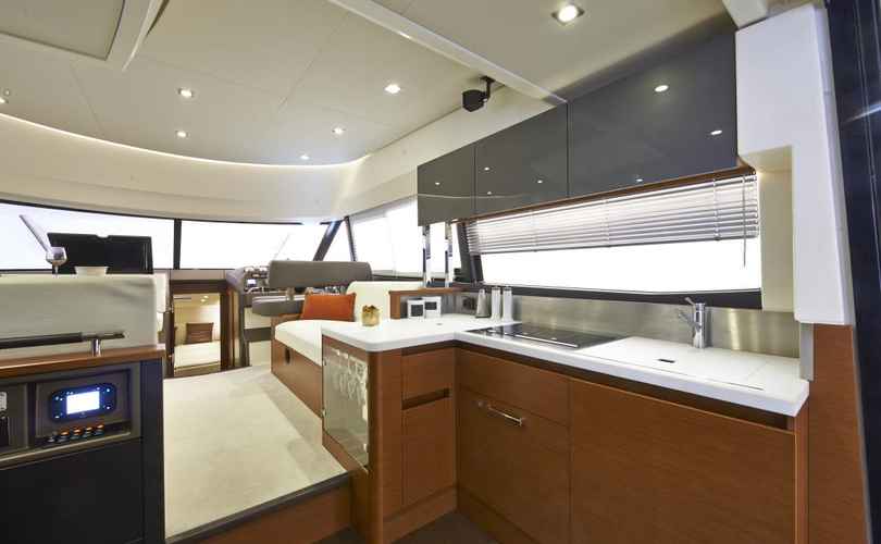 Prestige 420 S