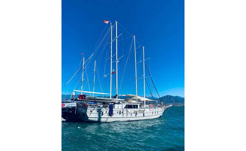 Photo Holiday 5 (1995)