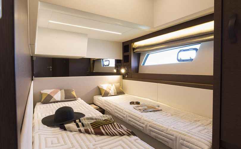 Photo Prestige 520 (2022)