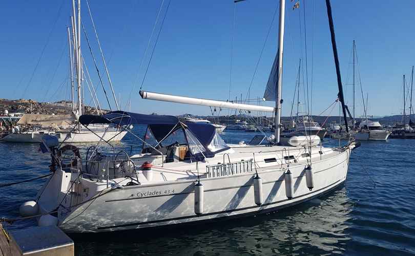 Sunsail 43