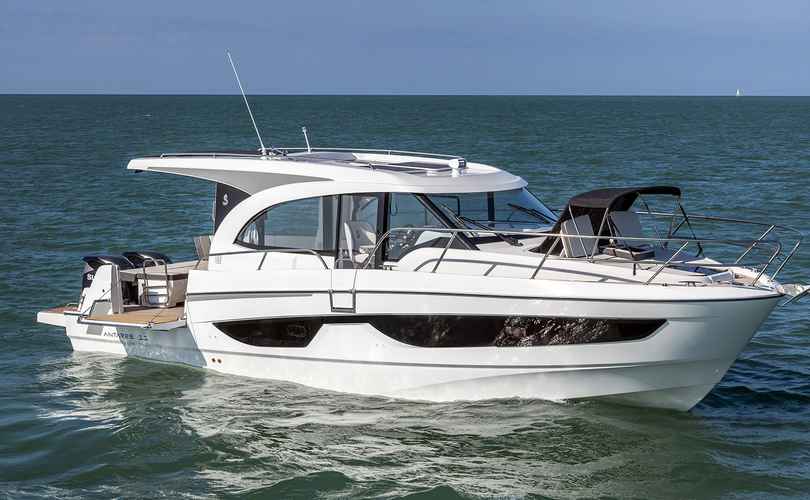 Photo Antares 11 OB (2022)