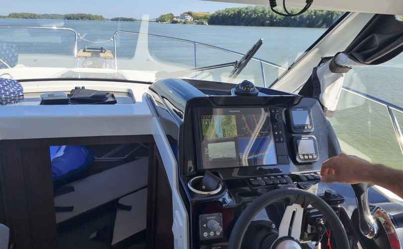 Photo Antares 9.80 (2023)