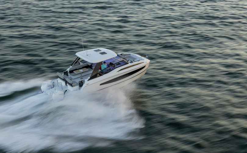 Aquila 32 Sport
