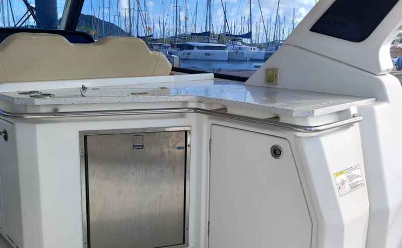 Aquila 36 Sport