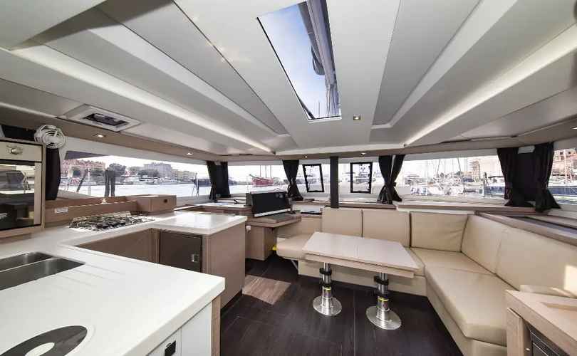 Photo Astrea 42 (2022)